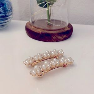 Pearl sparkling hair clip, set of 2, brand new